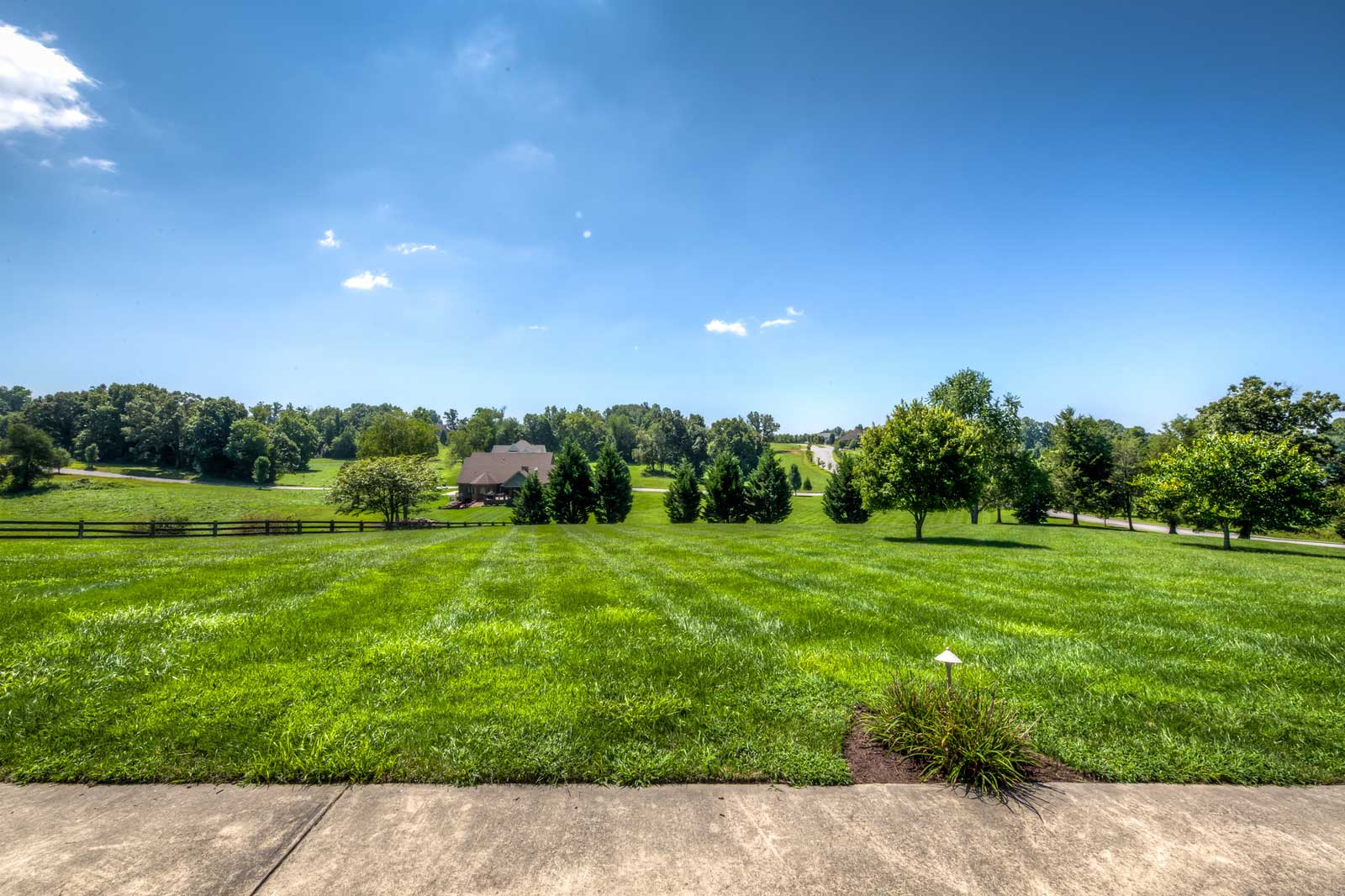 Buying Land Is a Good Move for Retirees - The Reserve at Leonard Farms - a gated community in Bristol, TN