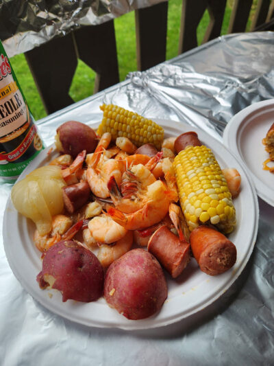 Bristol, TN Food Guide: Bear Necessiteas & Coffee must try - Low Country Seafood Boil
